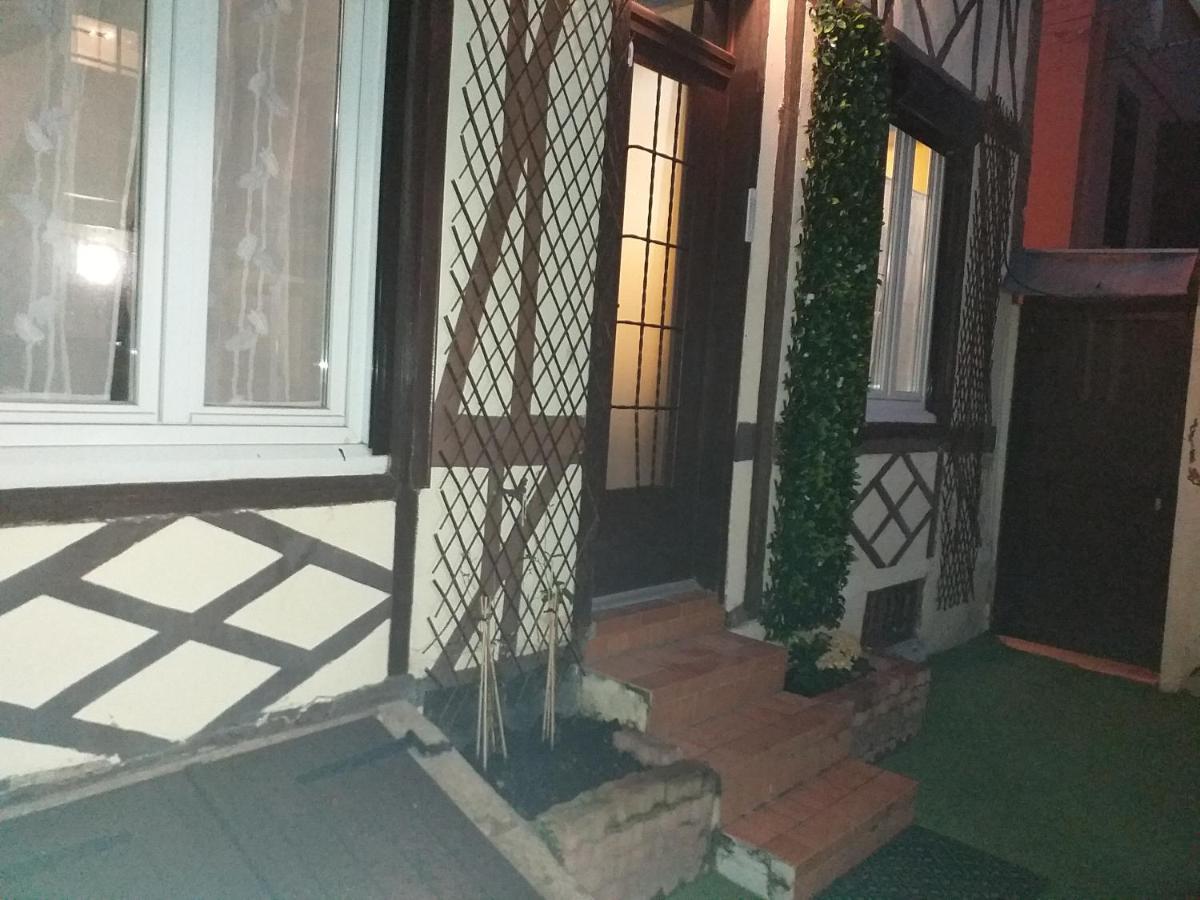 Maison De Ville Avec Patio Le Havre Exteriör bild